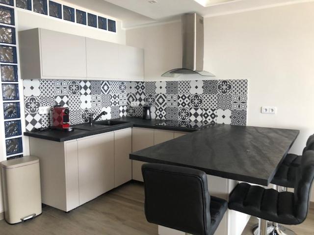 Eros Apartment นีซ ภายนอก รูปภาพ